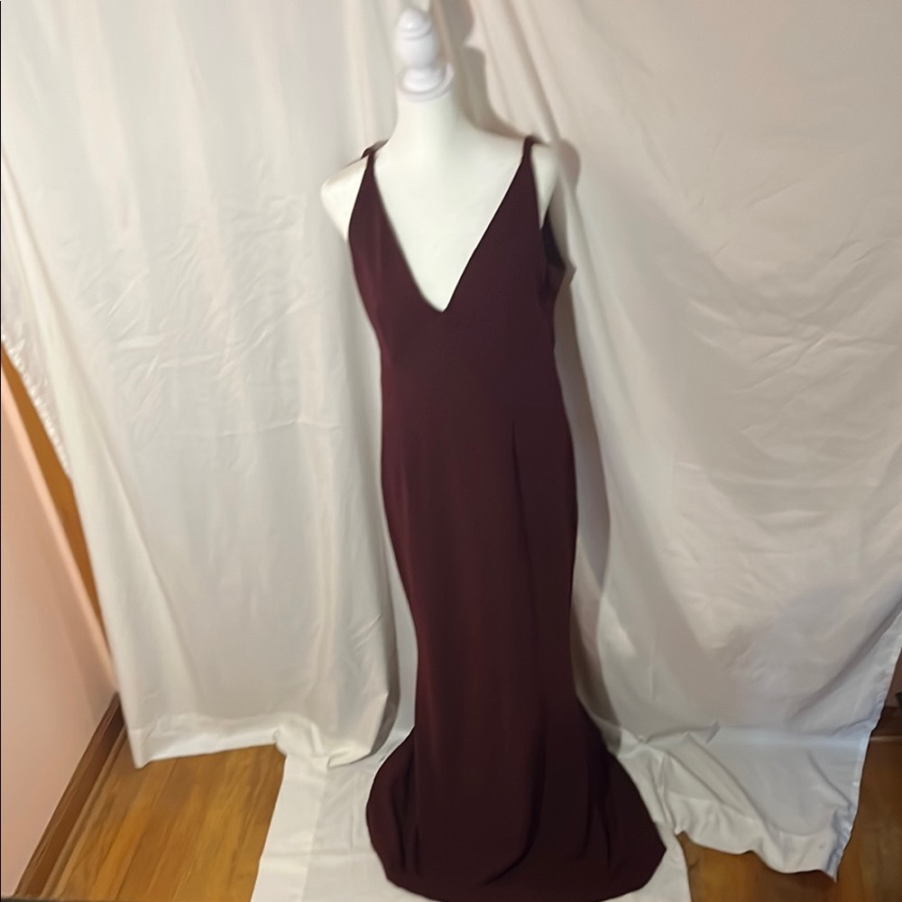 Lulu's Maroon/Burgundy Sleeveless, Double V Neck Maxi Gown for Weddings
